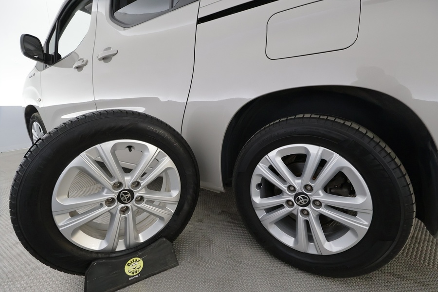 Toyota Proace CITY Verso EV vaihtoauto