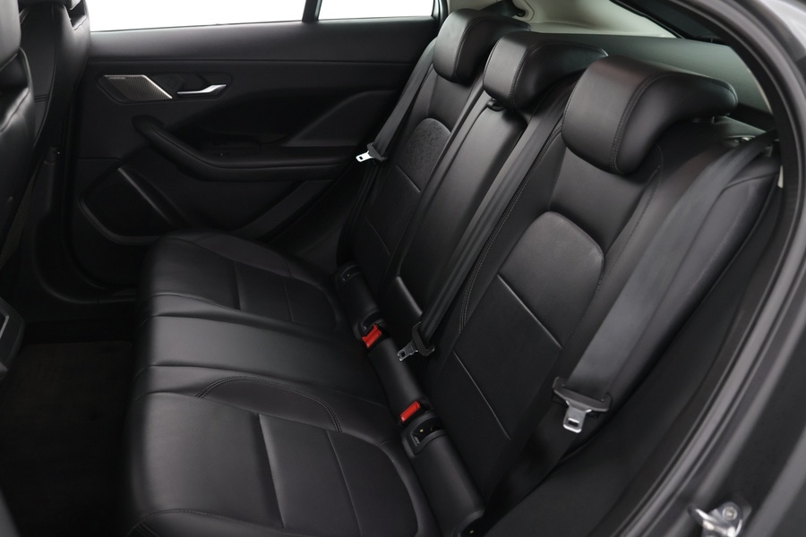 Jaguar I-PACE vaihtoauto