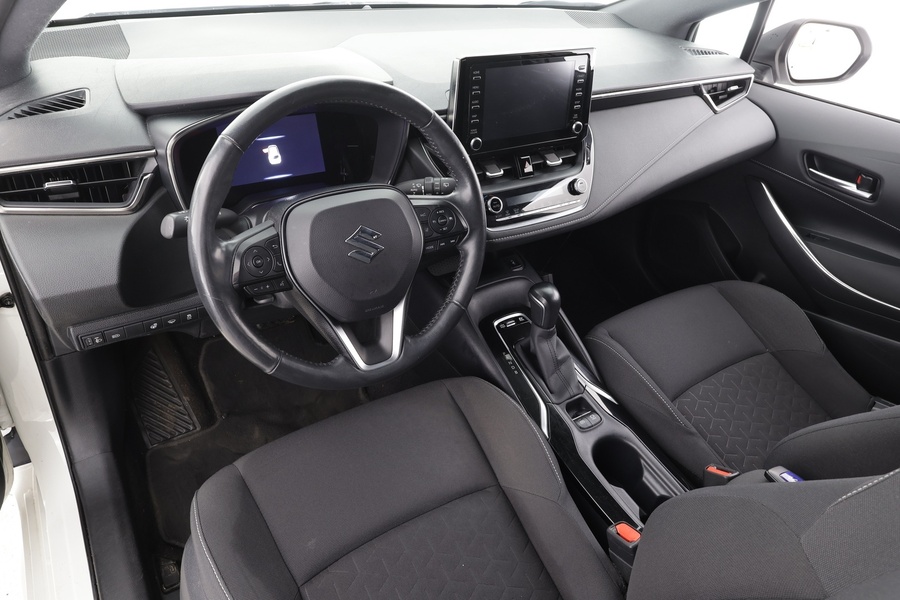 Suzuki Swace vaihtoauto