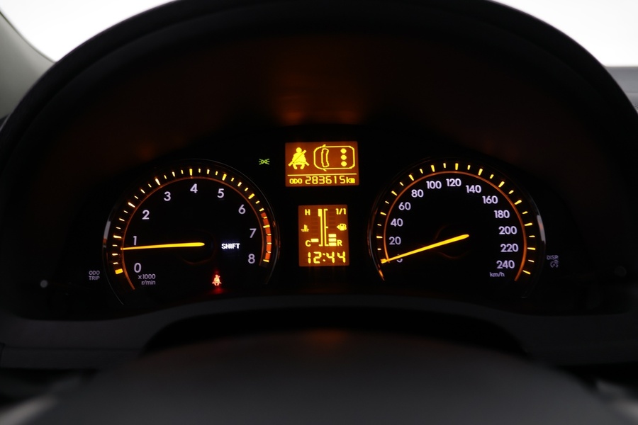 Toyota Avensis vaihtoauto