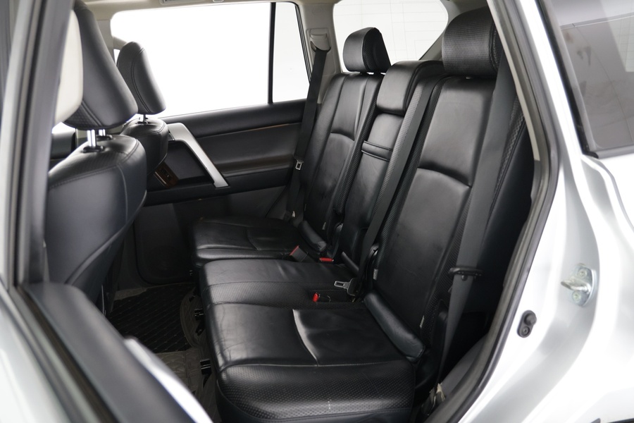 Toyota Land Cruiser vaihtoauto