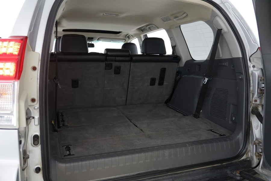 Toyota Land Cruiser vaihtoauto