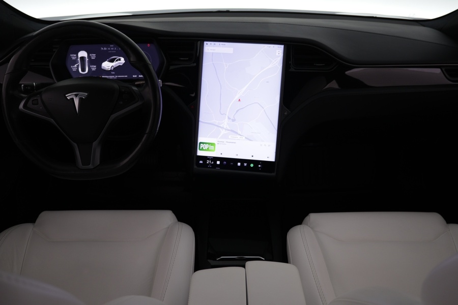 Tesla Model S vaihtoauto