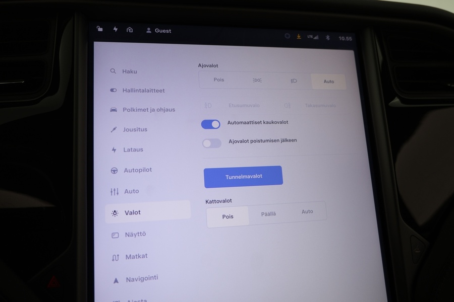 Tesla Model S vaihtoauto