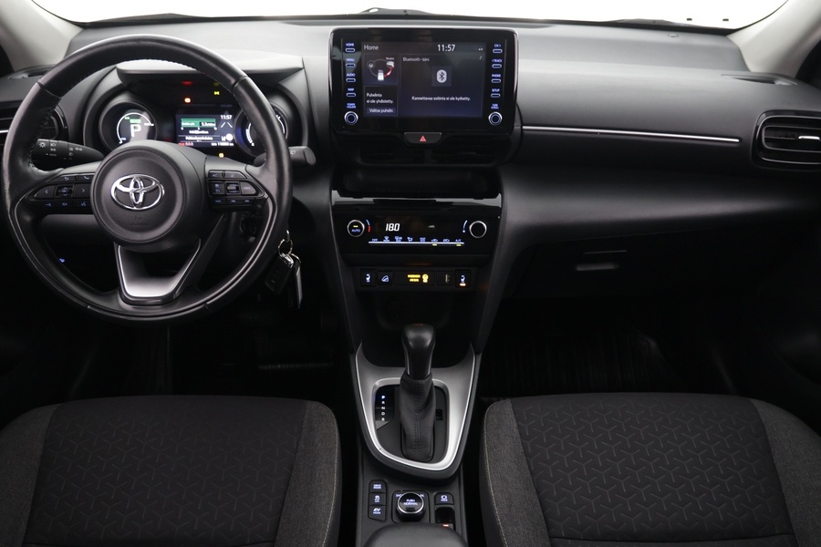 Toyota Yaris Cross vaihtoauto