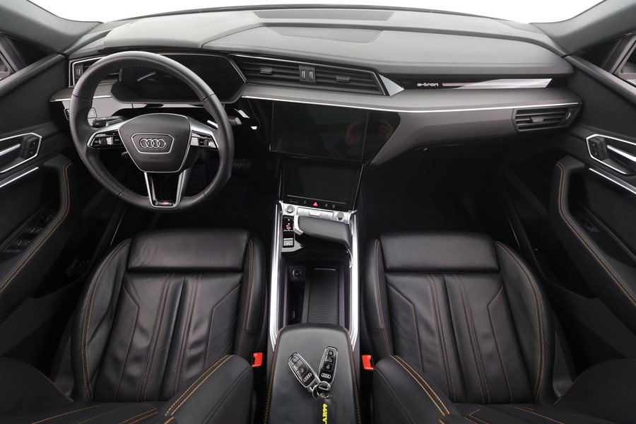 Audi e-tron vaihtoauto