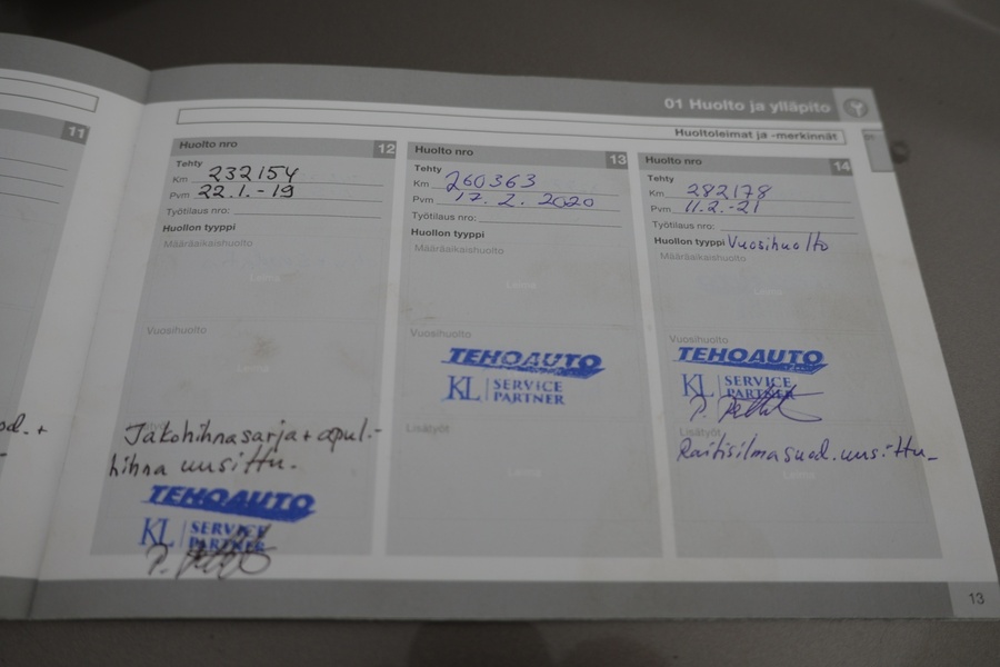 Volvo V70 vaihtoauto