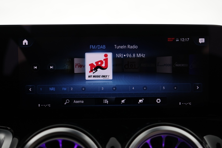 Mercedes-Benz EQB vaihtoauto