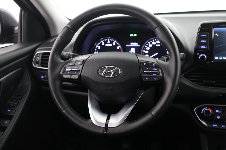 Hyundai i30 Fastback vaihtoauto