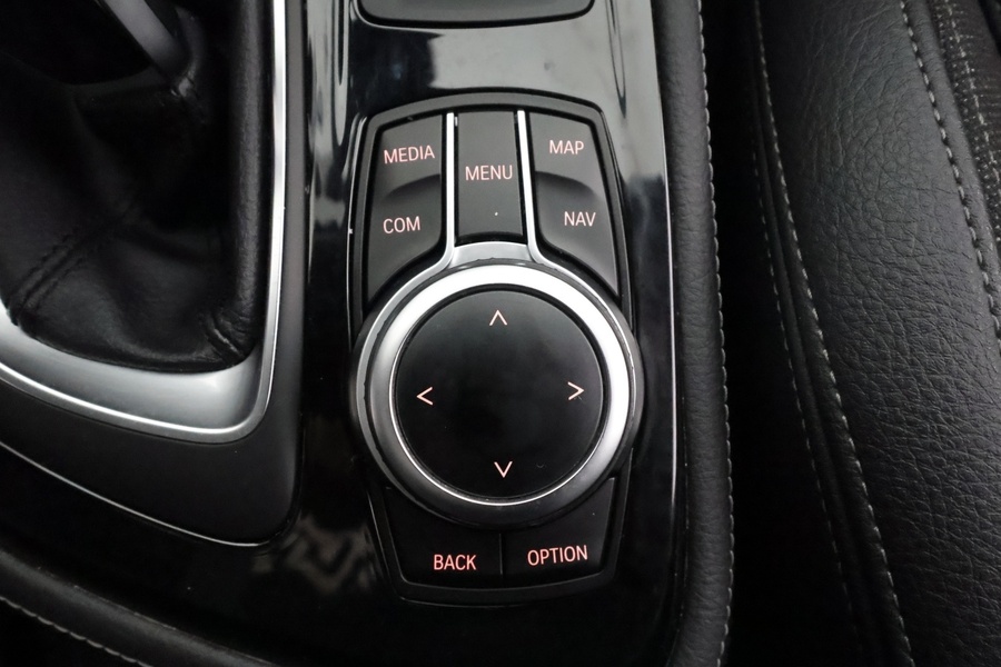 BMW 218 vaihtoauto