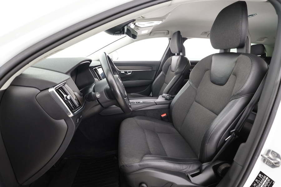 Volvo V90 Cross Country vaihtoauto