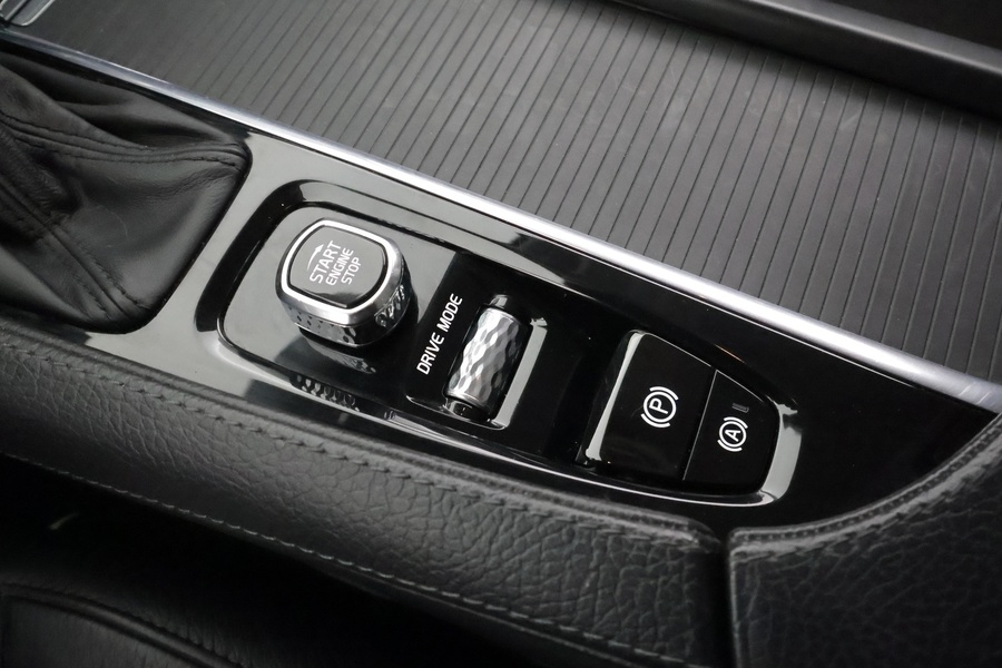 Volvo V90 Cross Country vaihtoauto