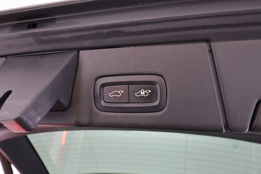 Volvo V90 Cross Country vaihtoauto