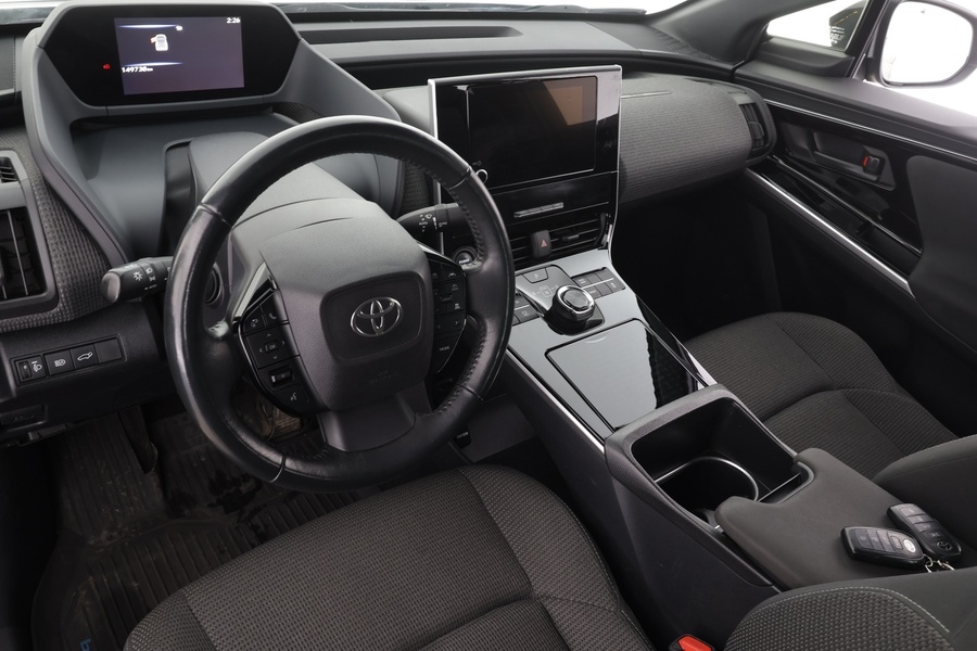 Toyota bZ4X vaihtoauto