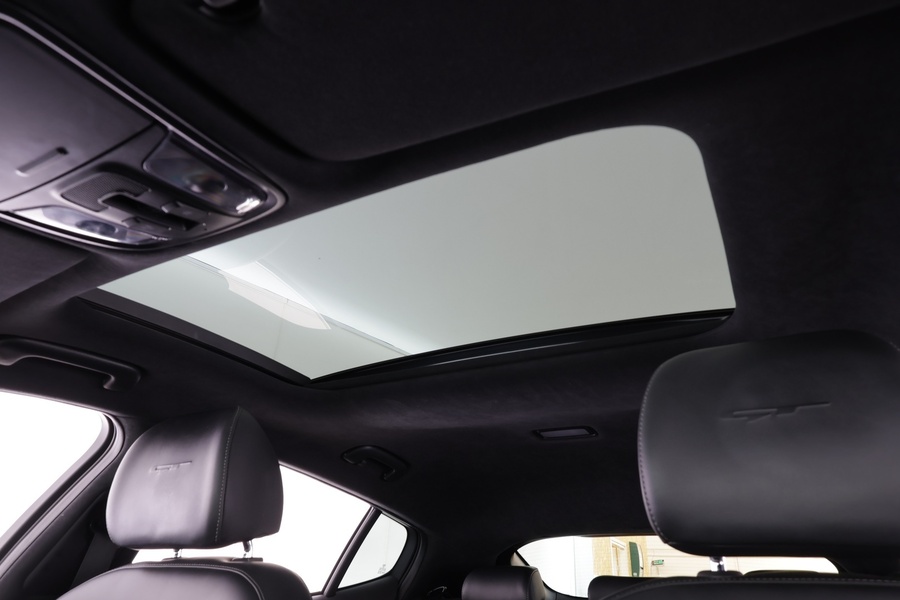 Kia Stinger vaihtoauto