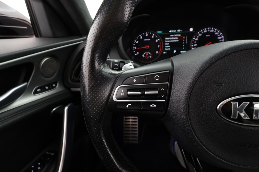 Kia Stinger vaihtoauto