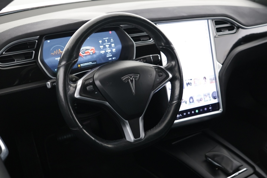 Tesla Model S vaihtoauto