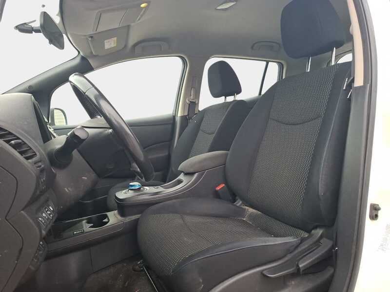 Nissan Leaf vaihtoauto