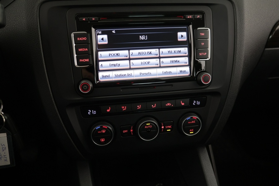 Volkswagen Jetta vaihtoauto