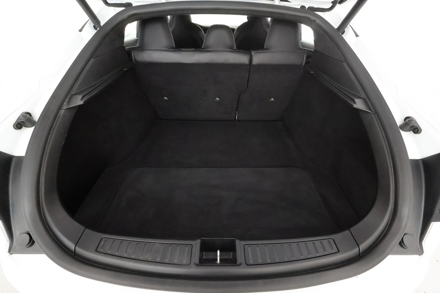 Tesla Model S vaihtoauto