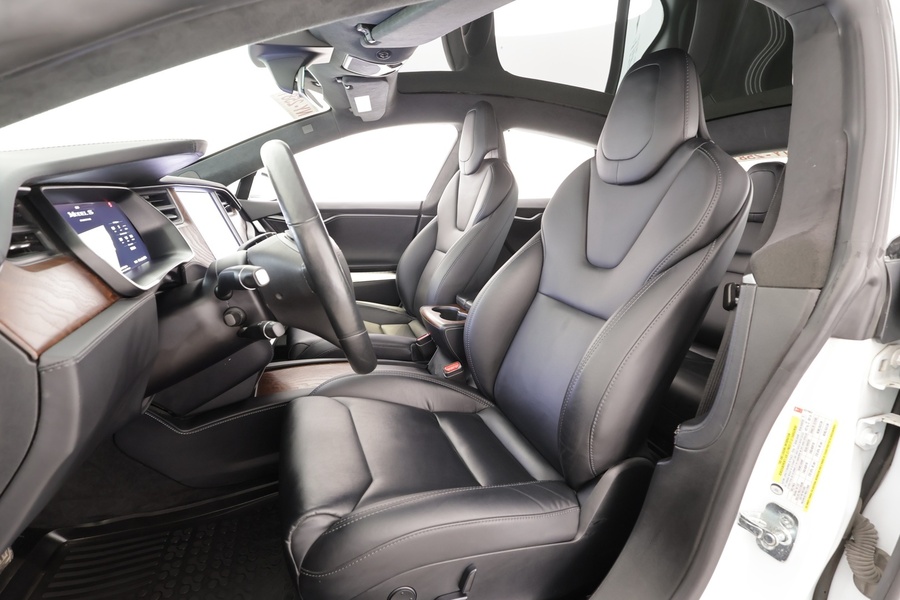 Tesla Model S vaihtoauto