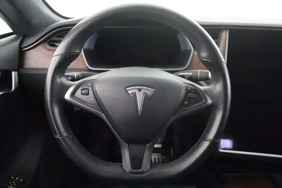 Tesla Model S vaihtoauto