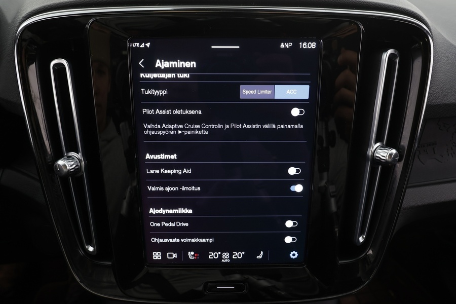 Volvo C40 vaihtoauto