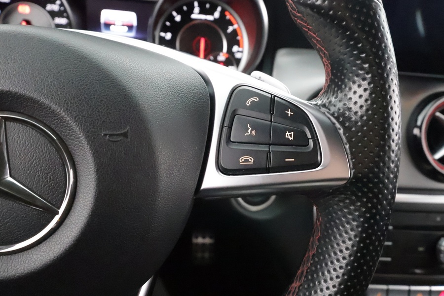 Mercedes-Benz CLA vaihtoauto