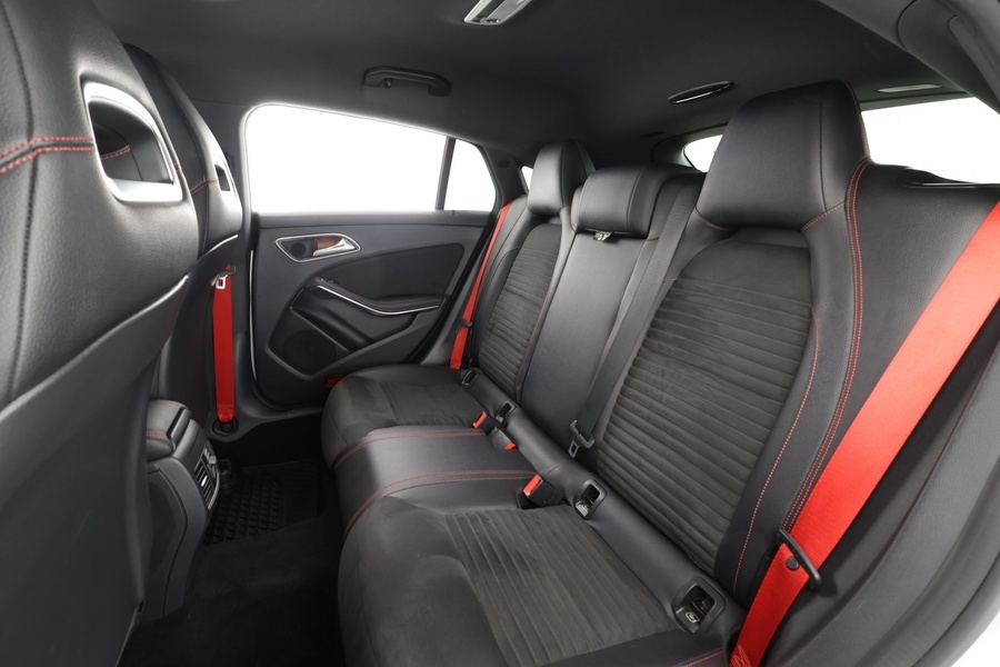 Mercedes-Benz CLA vaihtoauto