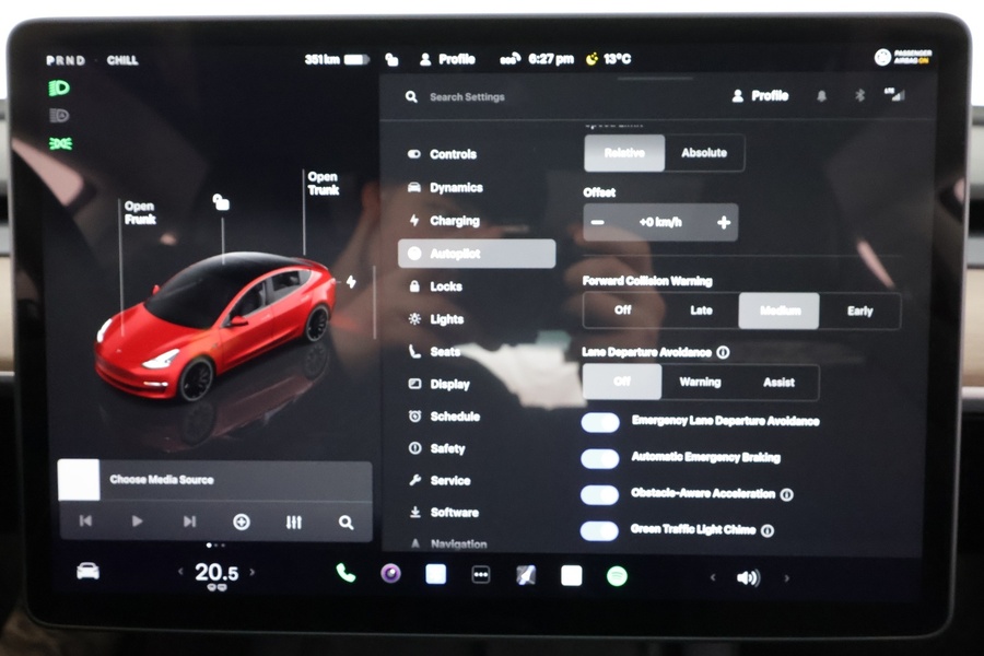 Tesla Model 3 vaihtoauto