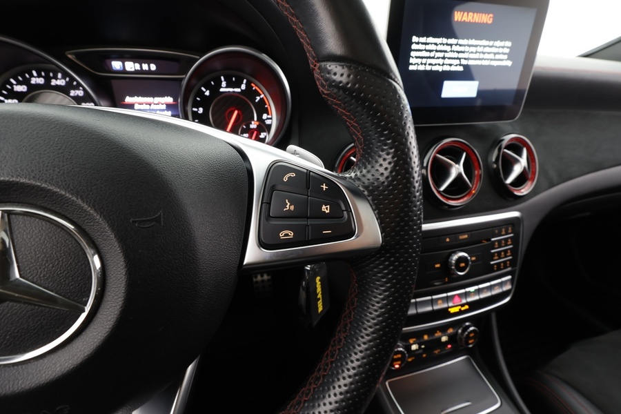 Mercedes-Benz CLA vaihtoauto