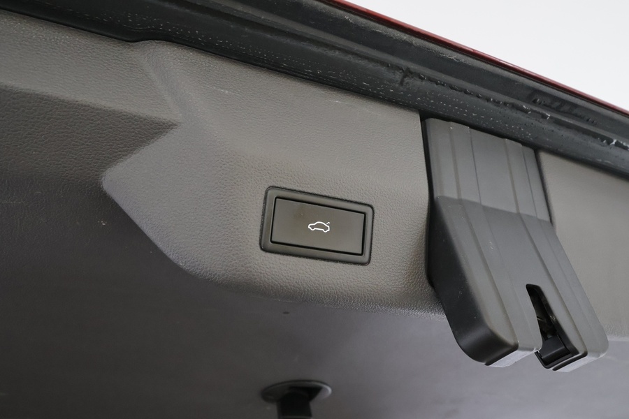 Volkswagen Multivan vaihtoauto