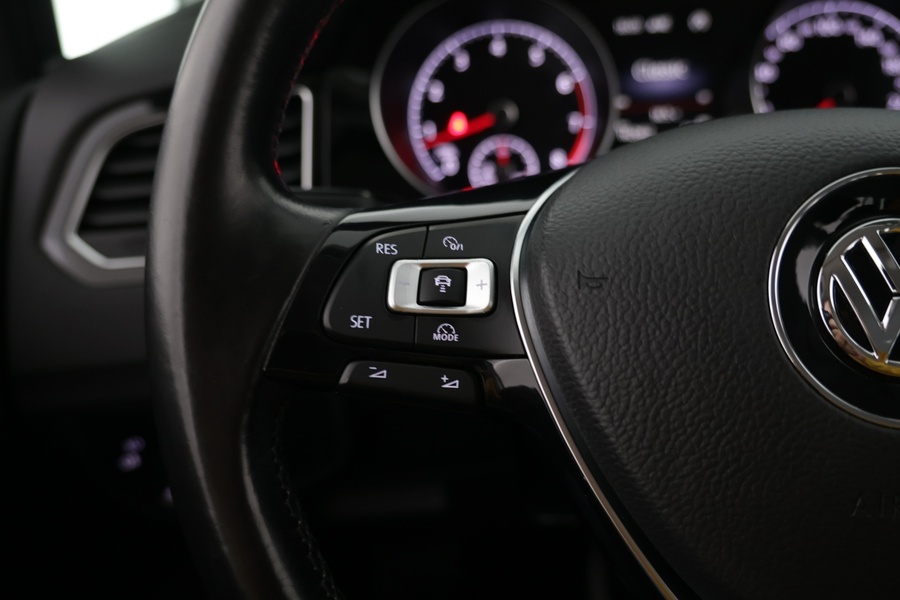 Volkswagen Golf Sportsvan vaihtoauto