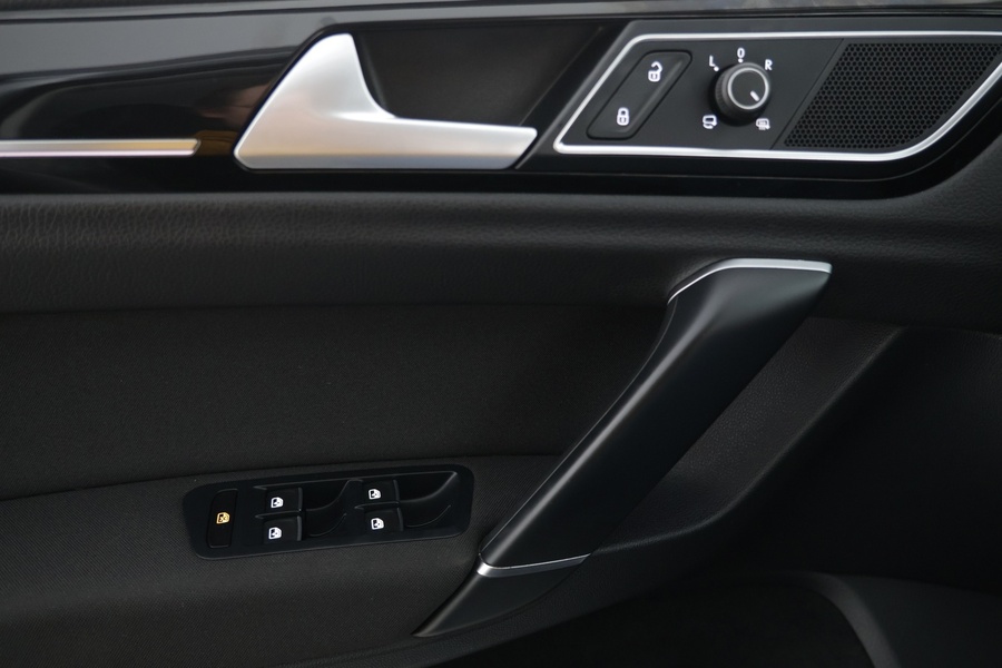 Volkswagen Golf Sportsvan vaihtoauto