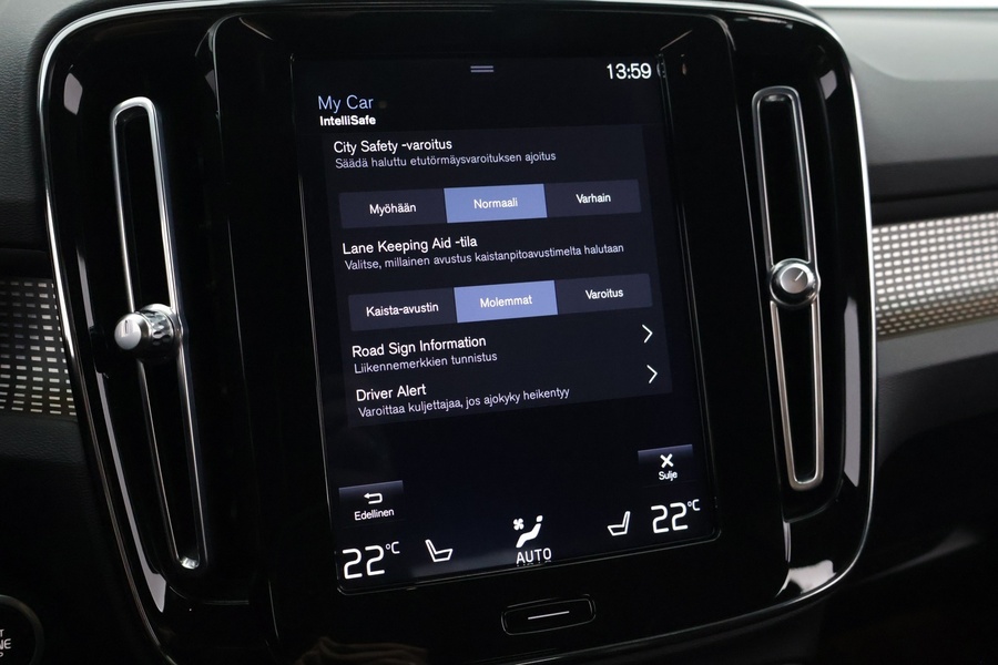 Volvo XC40 vaihtoauto