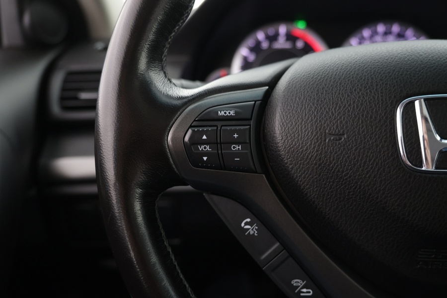 Honda Accord vaihtoauto