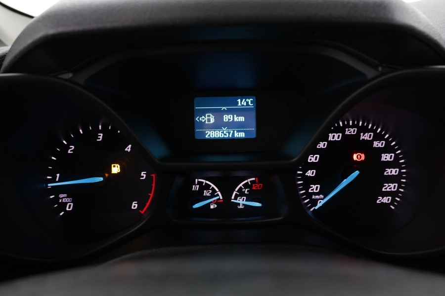 Ford Grand Tourneo Connect vaihtoauto