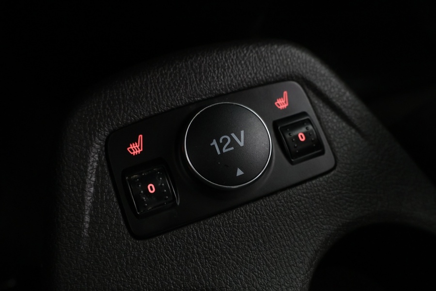 Ford Grand Tourneo Connect vaihtoauto