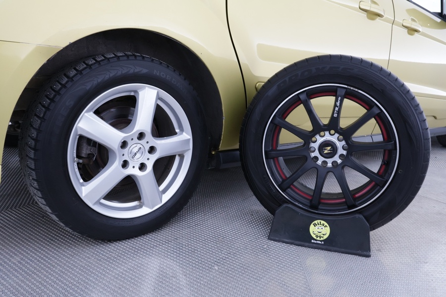 Ford Grand Tourneo Connect vaihtoauto