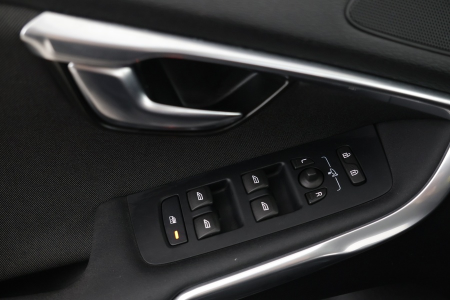 Volvo V40 Cross Country vaihtoauto