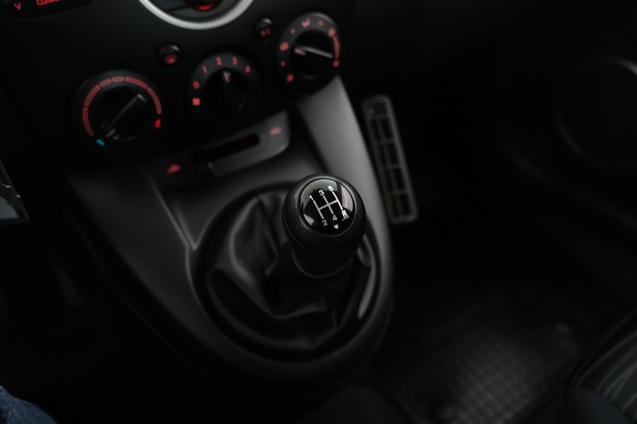 Mazda 2 vaihtoauto