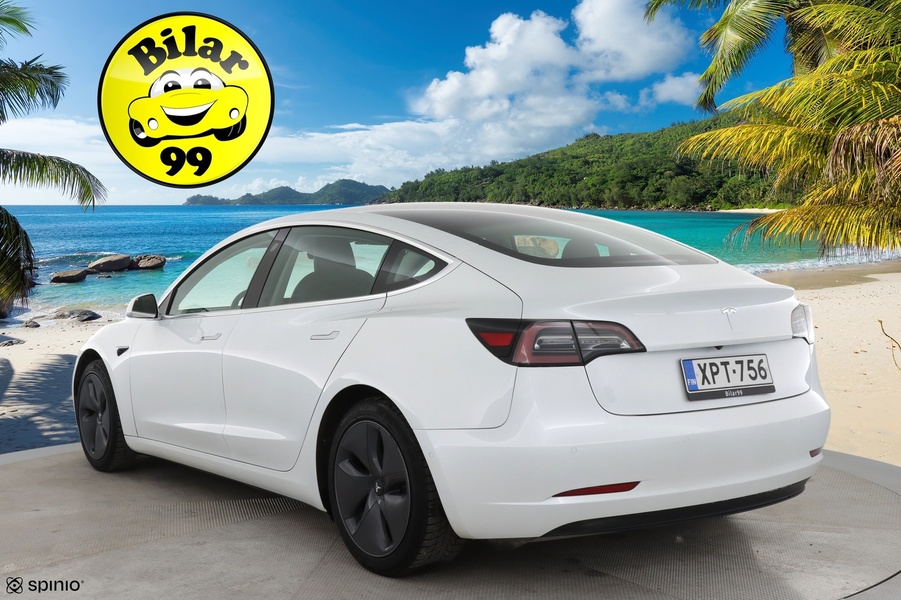 Tesla Model 3 vaihtoauto