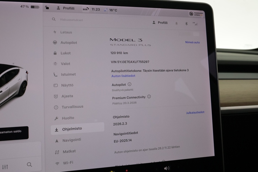 Tesla Model 3 vaihtoauto