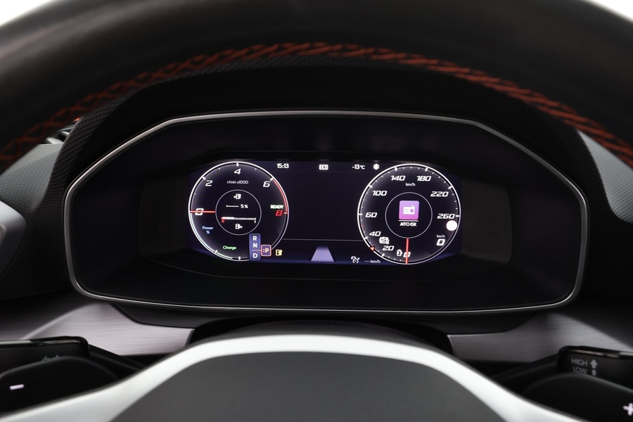 SEAT Leon Sportstourer vaihtoauto