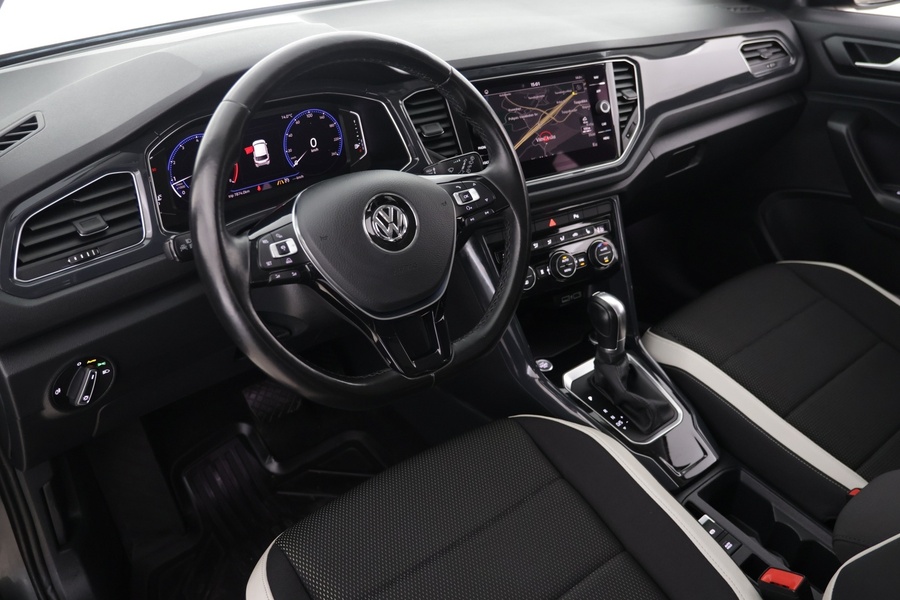 Volkswagen T-Roc vaihtoauto