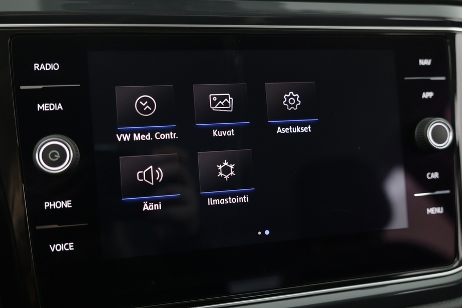 Volkswagen T-Roc vaihtoauto