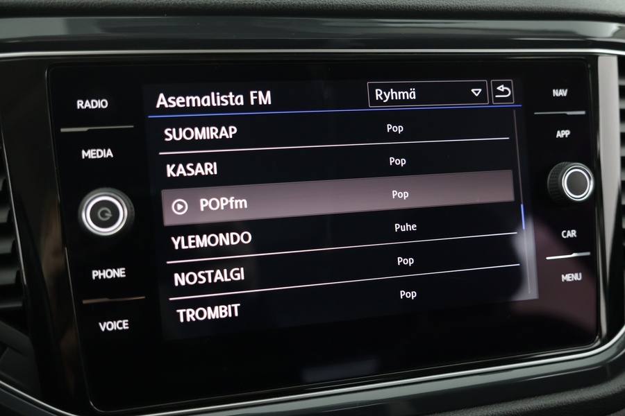 Volkswagen T-Roc vaihtoauto