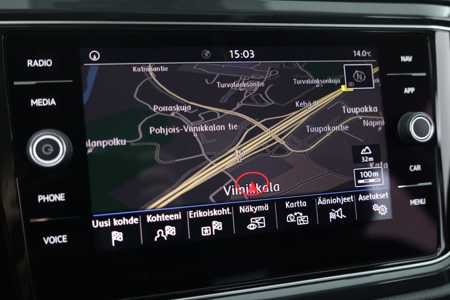 Volkswagen T-Roc vaihtoauto