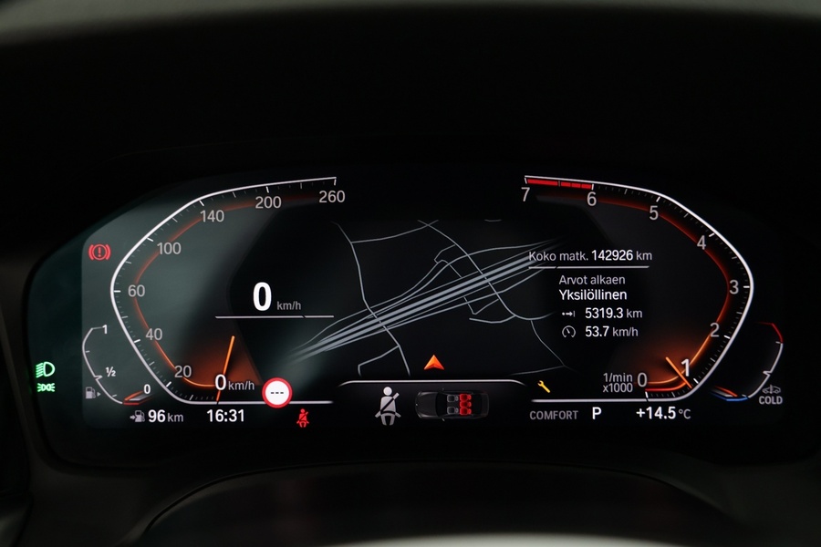 BMW 330 vaihtoauto
