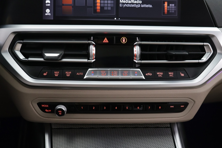 BMW 330 vaihtoauto